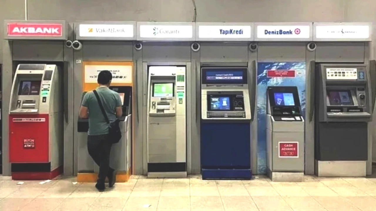 Bu Bankalarda Hesabınız Varsa Hemen Kontrol Edin! 1 Ayda Binlerce Lira Kaybı Söz konusu!