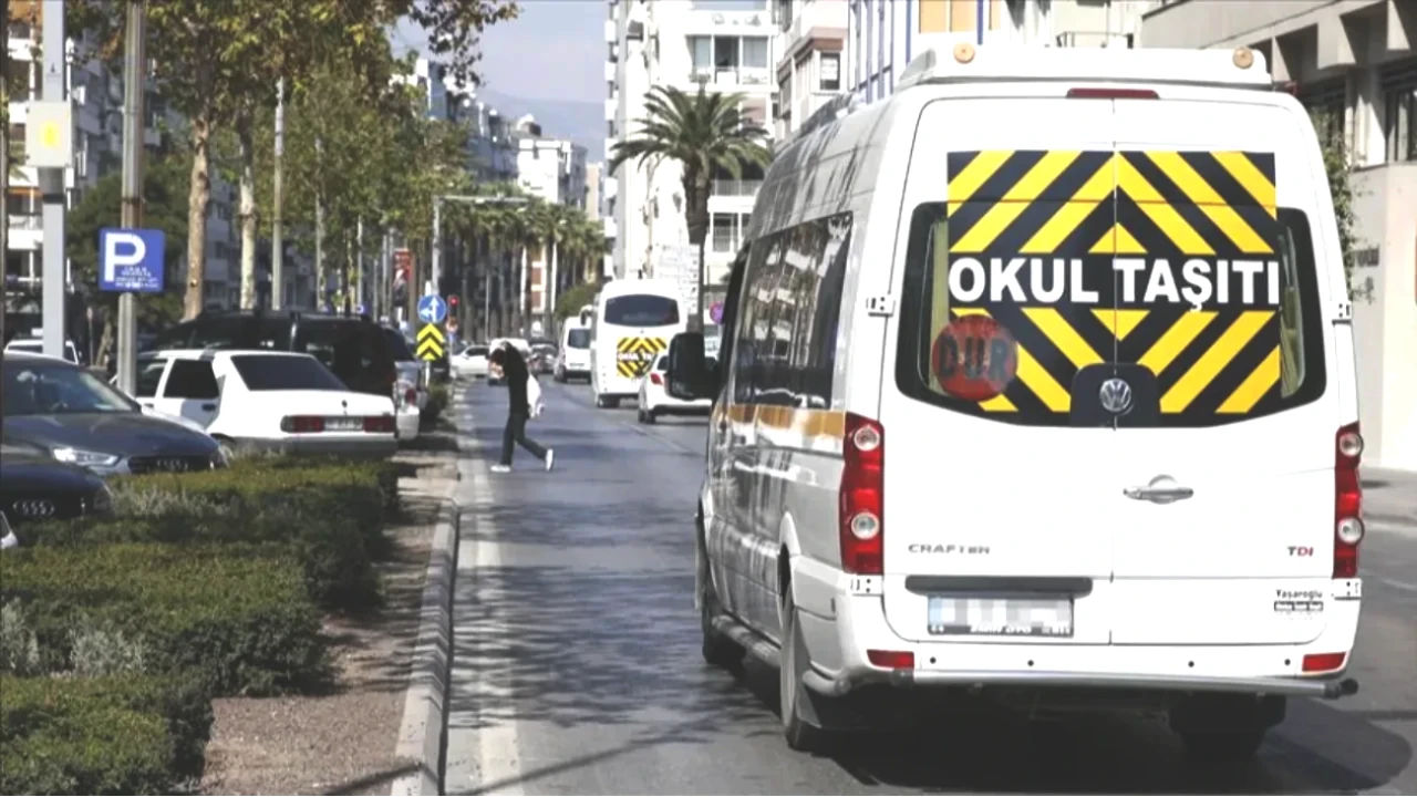 Okul Servislerinde Çığır Açan Yenilik! Tüm Velileri Etkileyecek Değişiklikler
