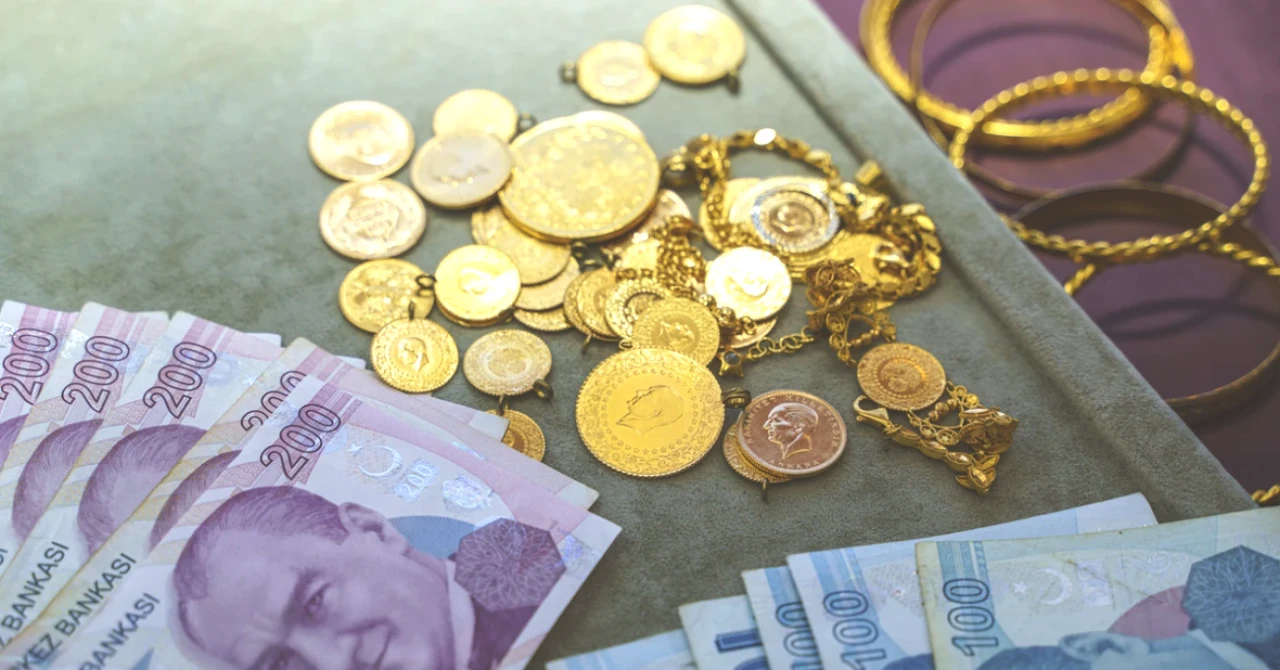 Altın Fiyatlarında Rekor Artış! 15 Temmuz 2025 Güncel Cumhuriyet, Çeyrek ve Gram Altın Fiyatları