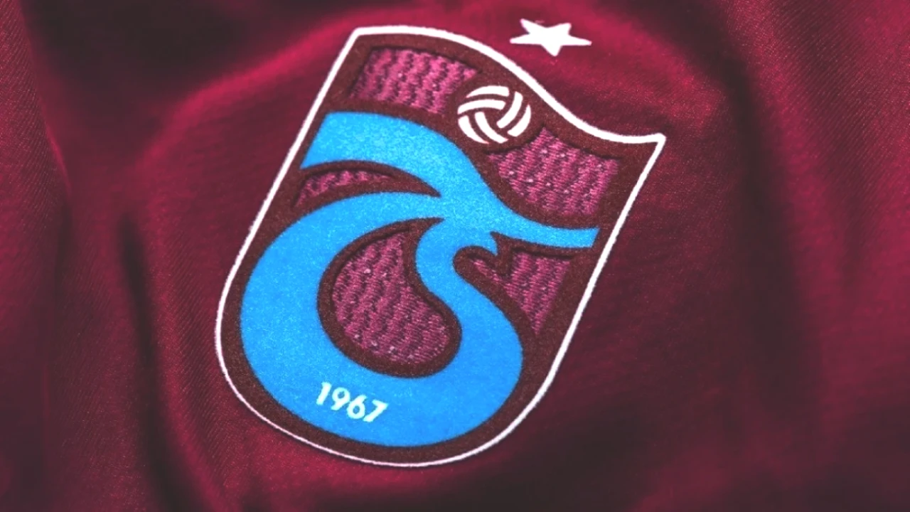Trabzonspor'da Şok Ayrılık! Golcü Yıldız Yeni Takımına Transfer Oldu!