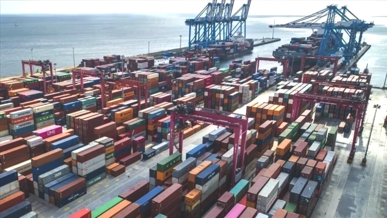 Kocaeli'nin İhracatı Rekor Kırıyor! 6 Ayda 12 Milyar Dolar Sınırına Yaklaşıldı