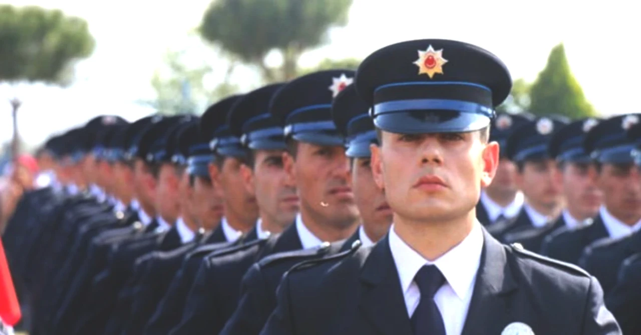 2025 Polis Meslek Yüksekokulu Taban Puanları Açıklandı! TYT'den Hangi Puan Gerekli?