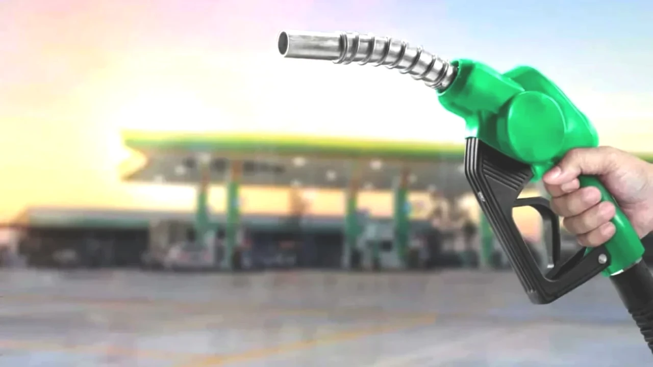 Petrol Üretiminde Süper Güç! İran ve Suudi Arabistan'ı Geride Bırakan Ülke Belli Oldu!