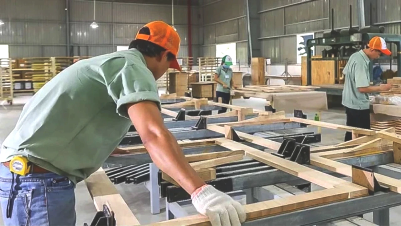 Mobilya Devi İflas Etti! Siparişler Yarım Kaldı, 115 Çalışanın Geleceği Tehlikede!