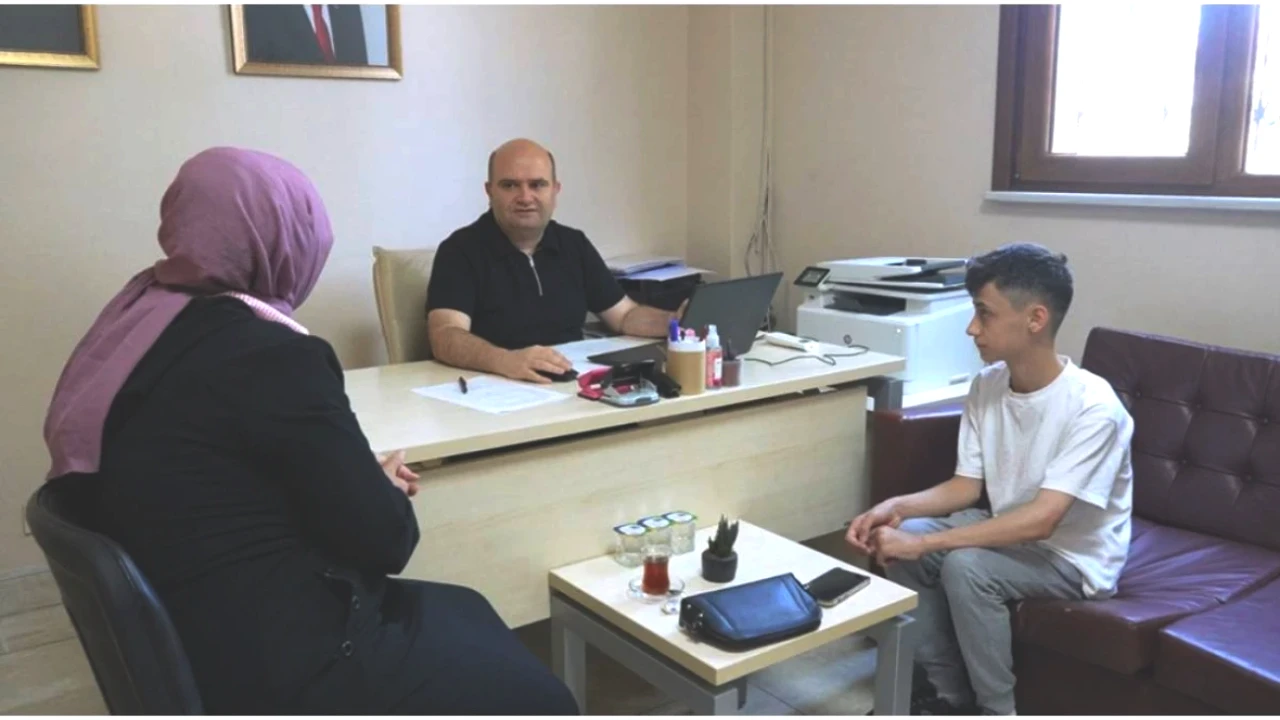 Gaziosmanpaşa Belediyesi'nden LGS Döneminde Öğrencilere Destek Paketi!
