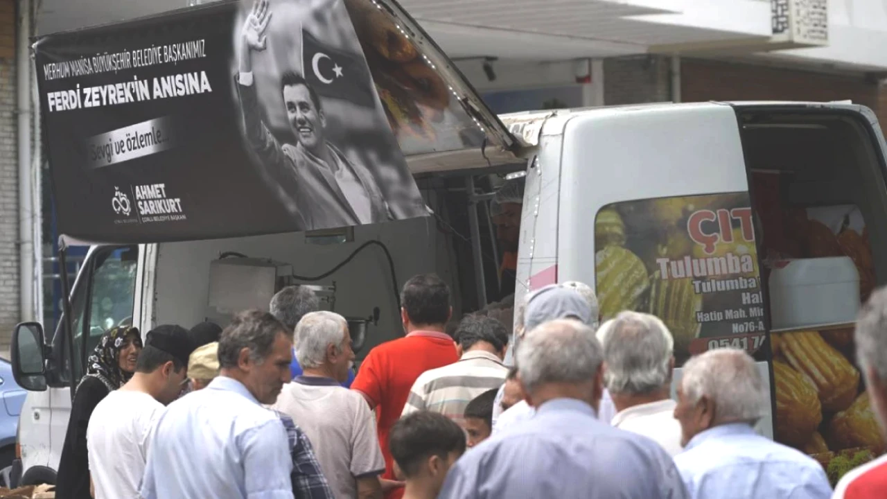 Ferdi Zeyrek, Çorlu'da Duygu Dolu Dualarla Anıldı!
